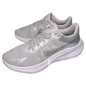 Nike Women’s Size 9 White Gray Zoom Winflo 8 Running Shoes Sneakers DA3056-001